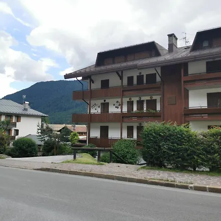 Rizio - Near The Center Apartment *