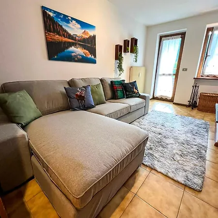 Rizio - Near The Center